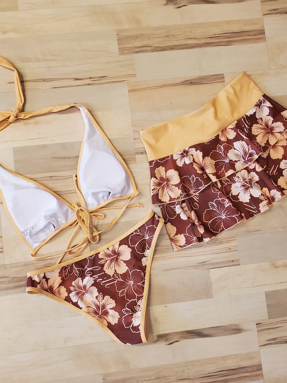 BRAND NEW 3 Piece Bikini Set Tropical Floral Print with Skirt Size SMALL